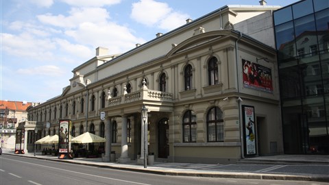 hudební divadlo Karlín