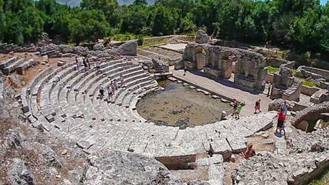 Antické divadlo v Butrintu