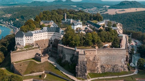 rozsáhlá pevnost Königstein