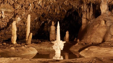 největší zpřístupněný jeskynní systém v ČR