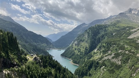 dech beroucí výhledy z vrcholků hor